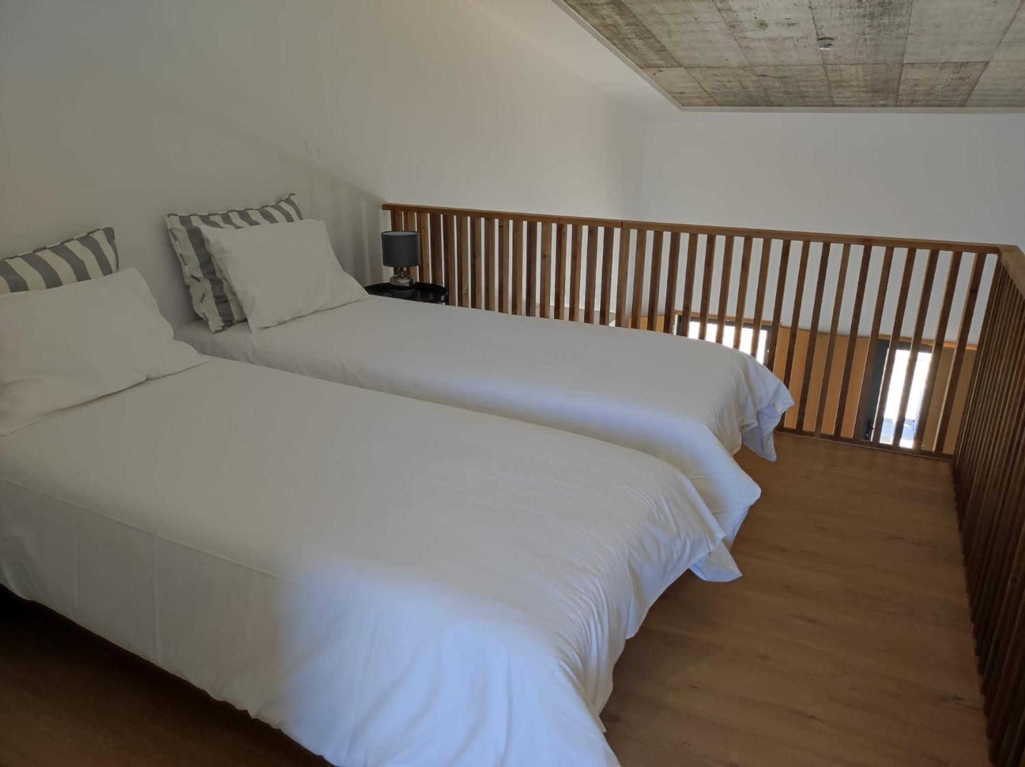 Ocean & Countryside Apartments Encarnacao Екстер'єр фото